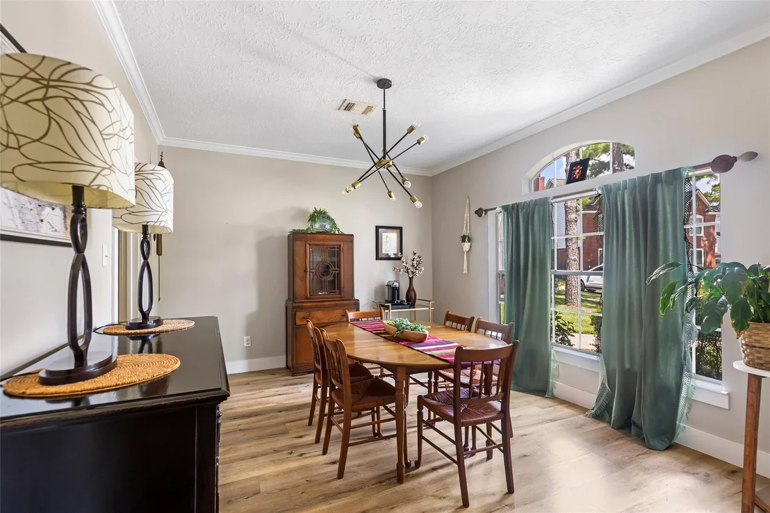 Photo of 15615 Wildwood Run