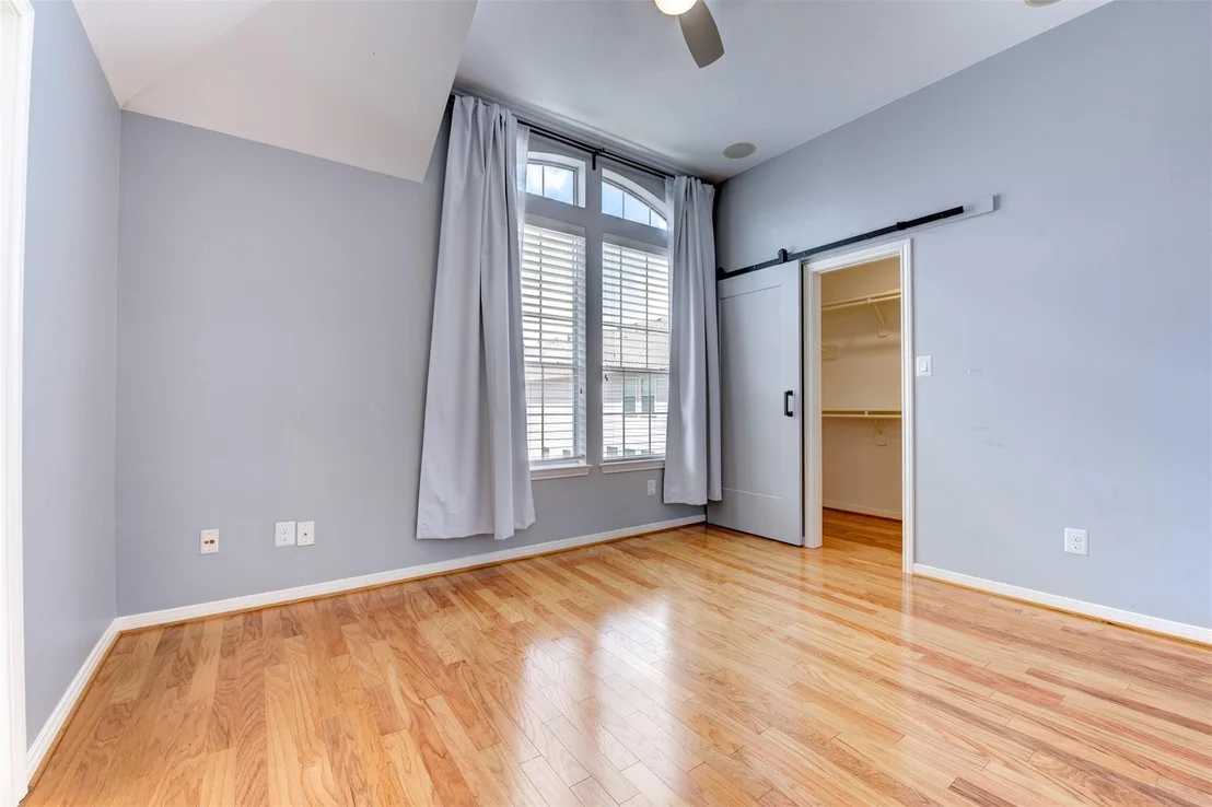 Photo of Unit D at 34 Waugh Drive