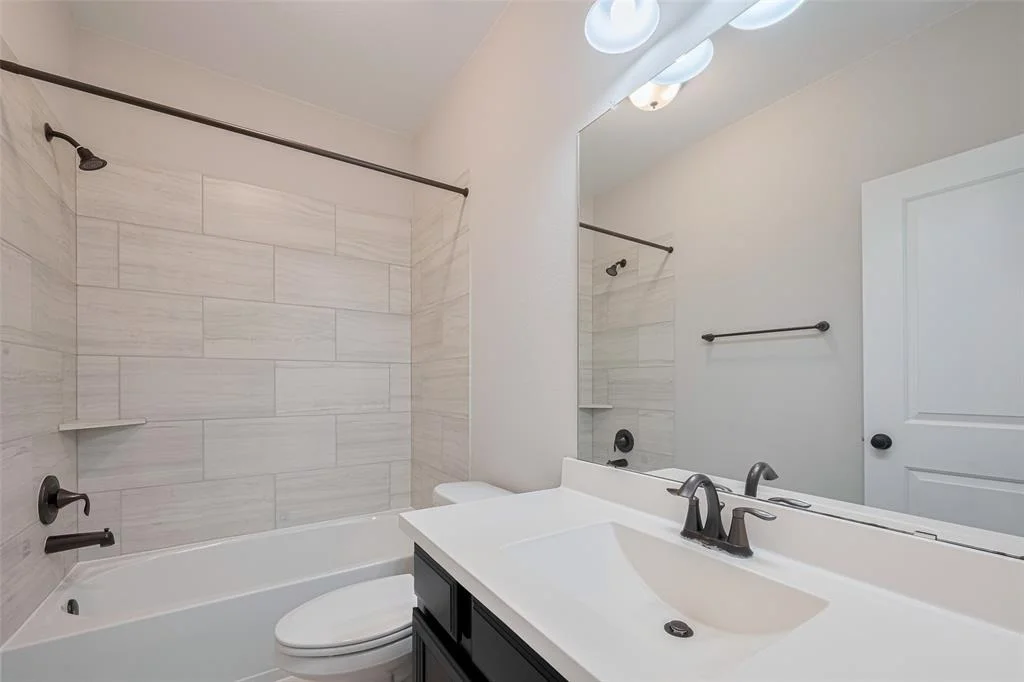 Photo of 11023 Honeysuckle Haven Drive