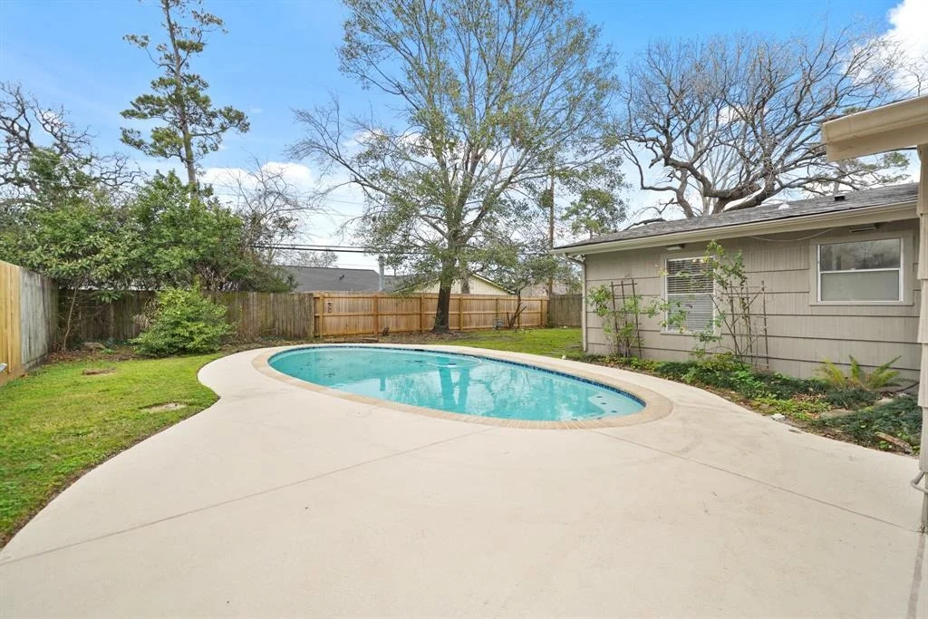 Photo of 4122 Gardendale Drive