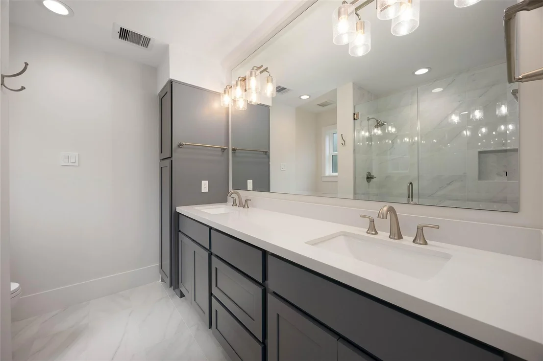 Photo of 14722 River Forest Drive