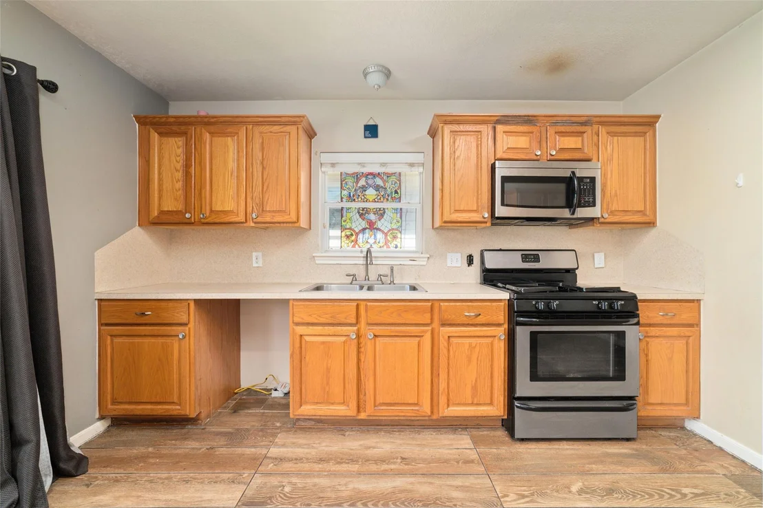 Photo of 1014 Oak Glen Drive