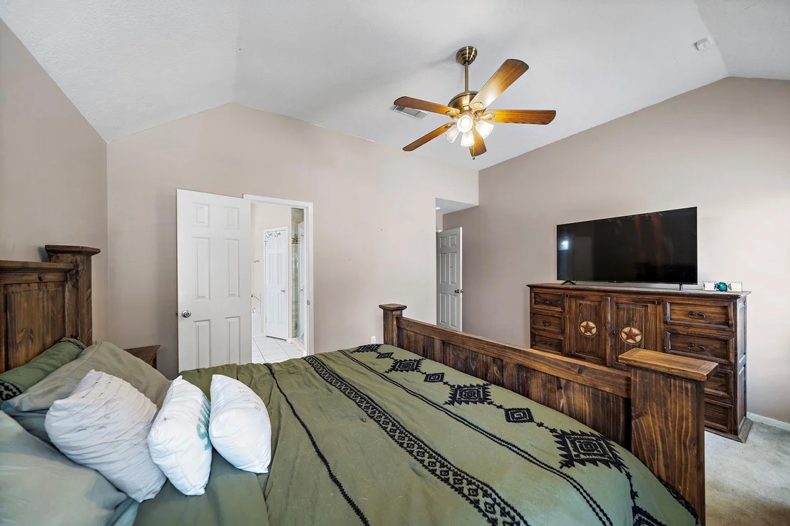 Photo of 14943 Chestnut Falls Drive