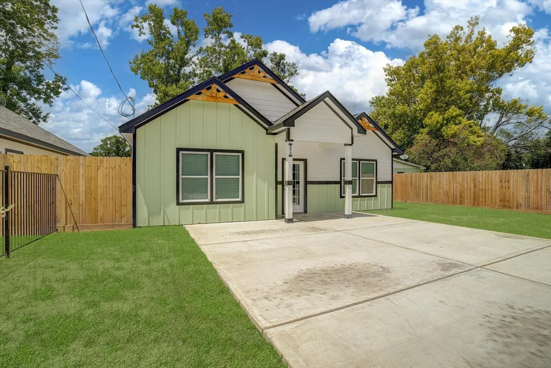 Photo of 5919 Rietta Street