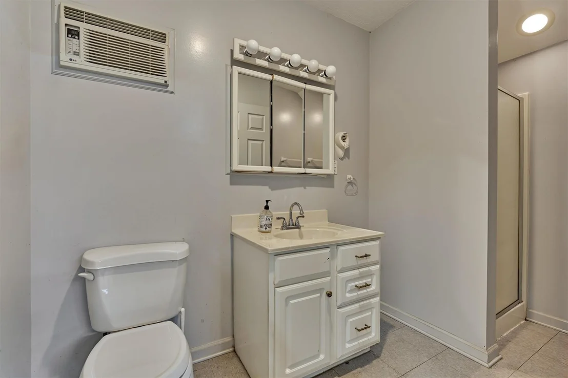 Photo of 11062 N Hidden Oaks