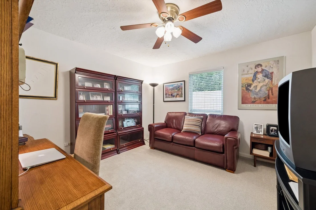 Photo of 1534 Beaconshire Road