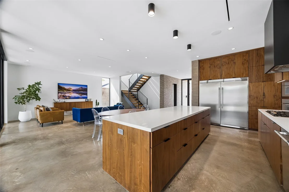 Photo of 1726 Viking Drive
