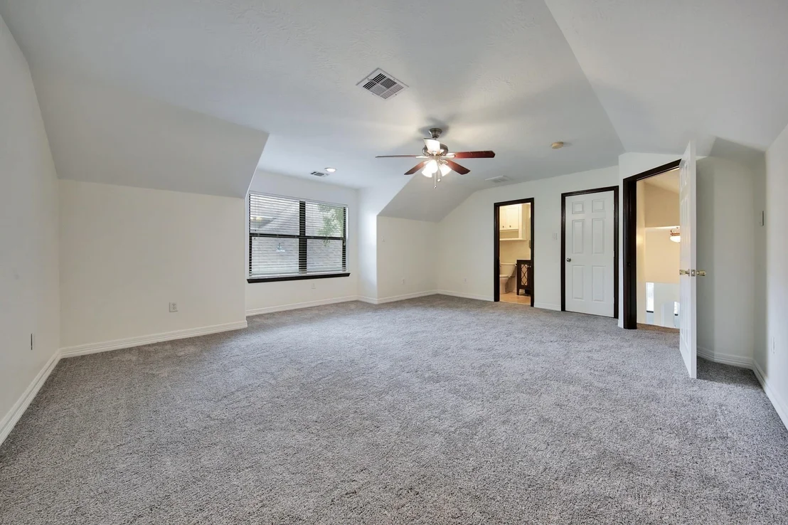 Photo of 2283 Deer Cove Trail