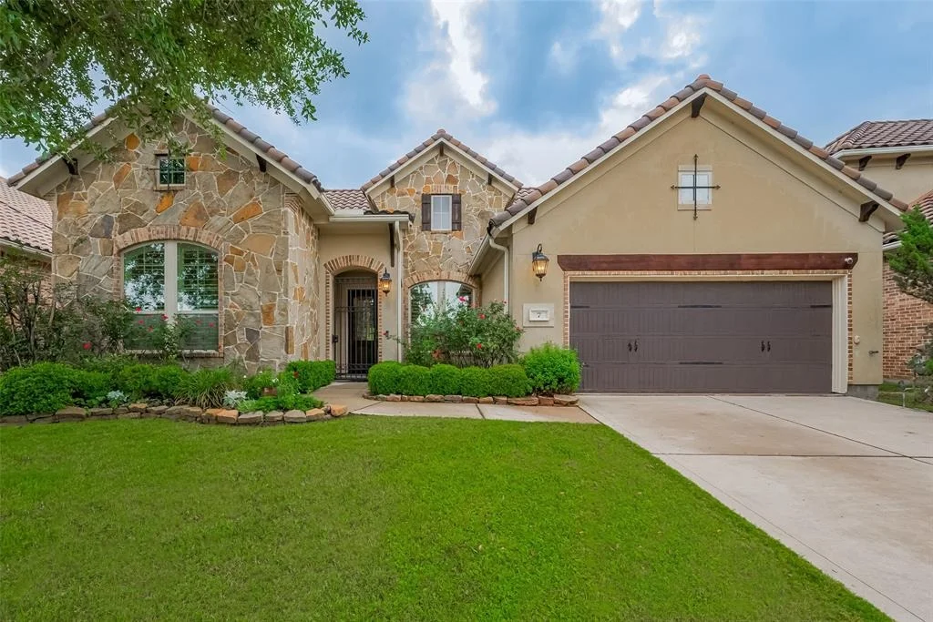 Photo of 7 Edgemont Court