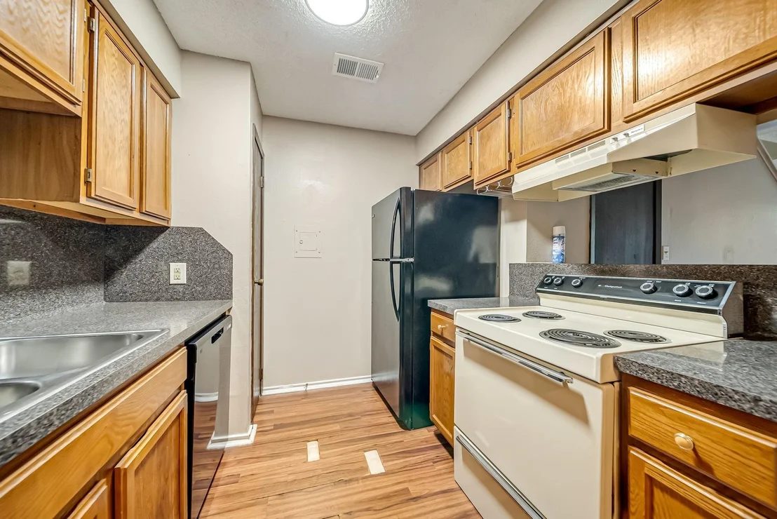 Photo of Unit 256D at 2501 Gulf Freeway