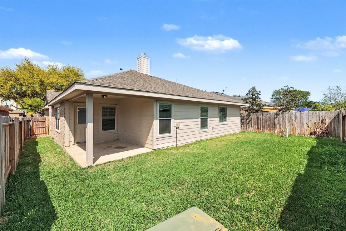 Photo of 3223 Stoneydale Lane