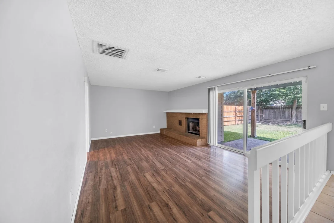 Photo of 1806 Foxlake Drive