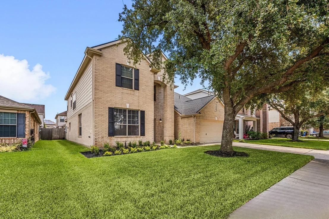 Photo of 3210 Legends Creek Drive