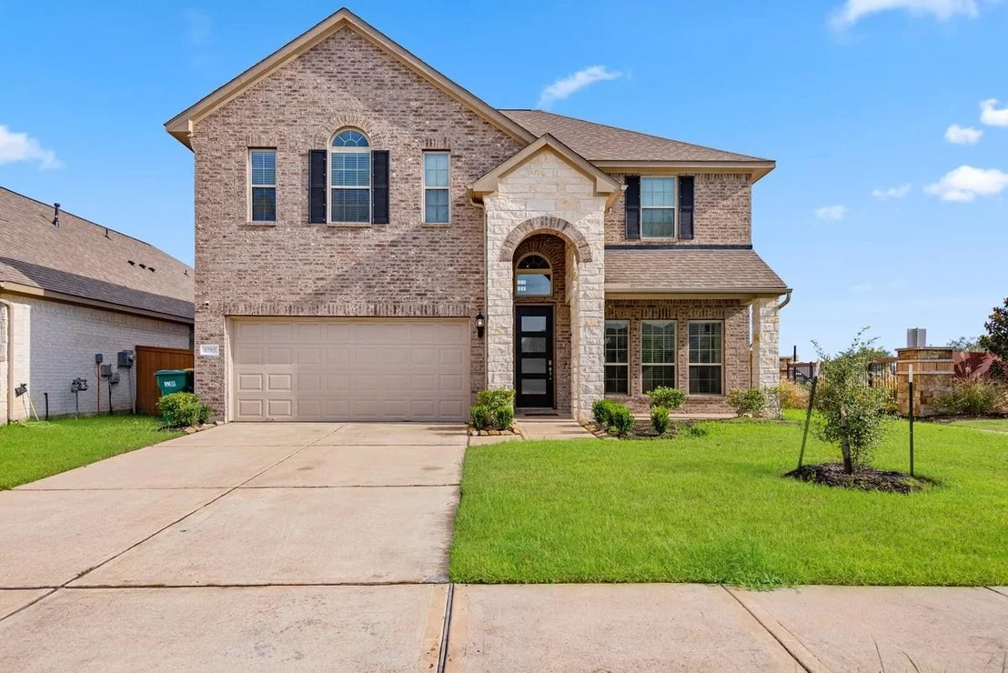 Photo of 1702 Darwin Cedar Drive