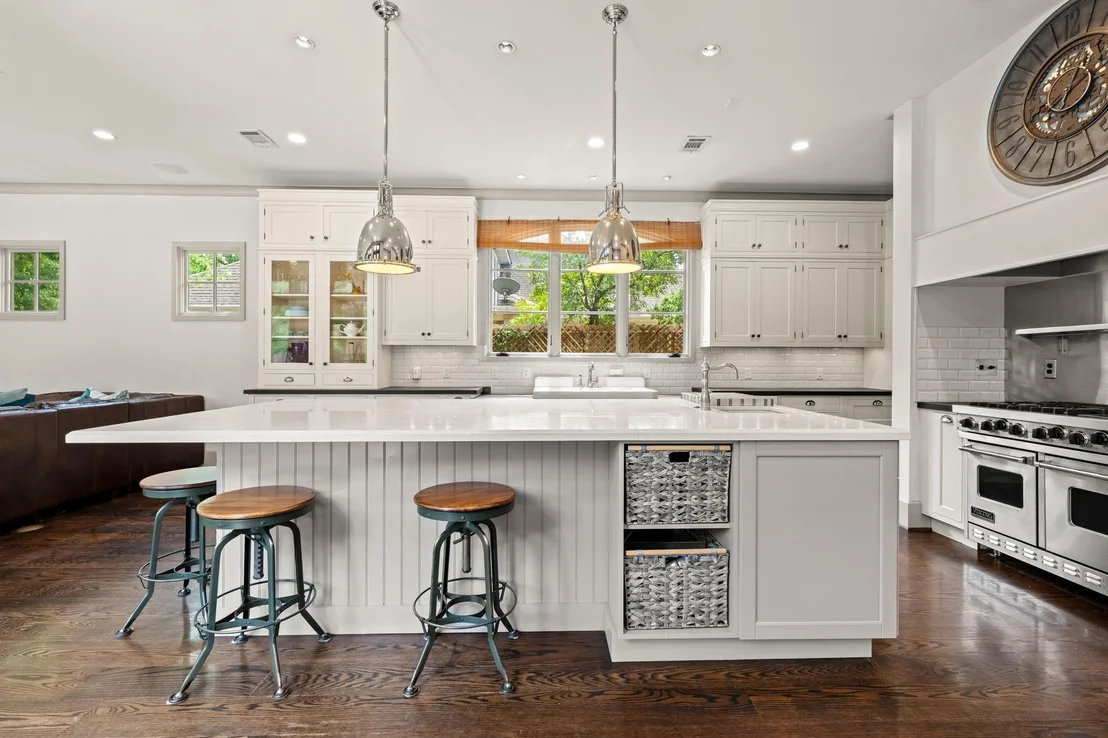 Photo of 1116 Danbury Road