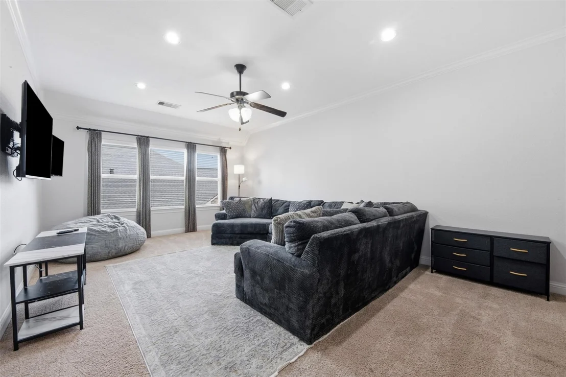 Photo of 15823 Pine Country Boulevard