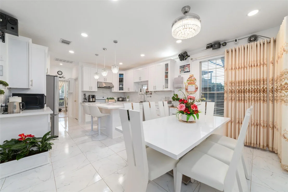 Photo of 3430 Shadowwalk Drive