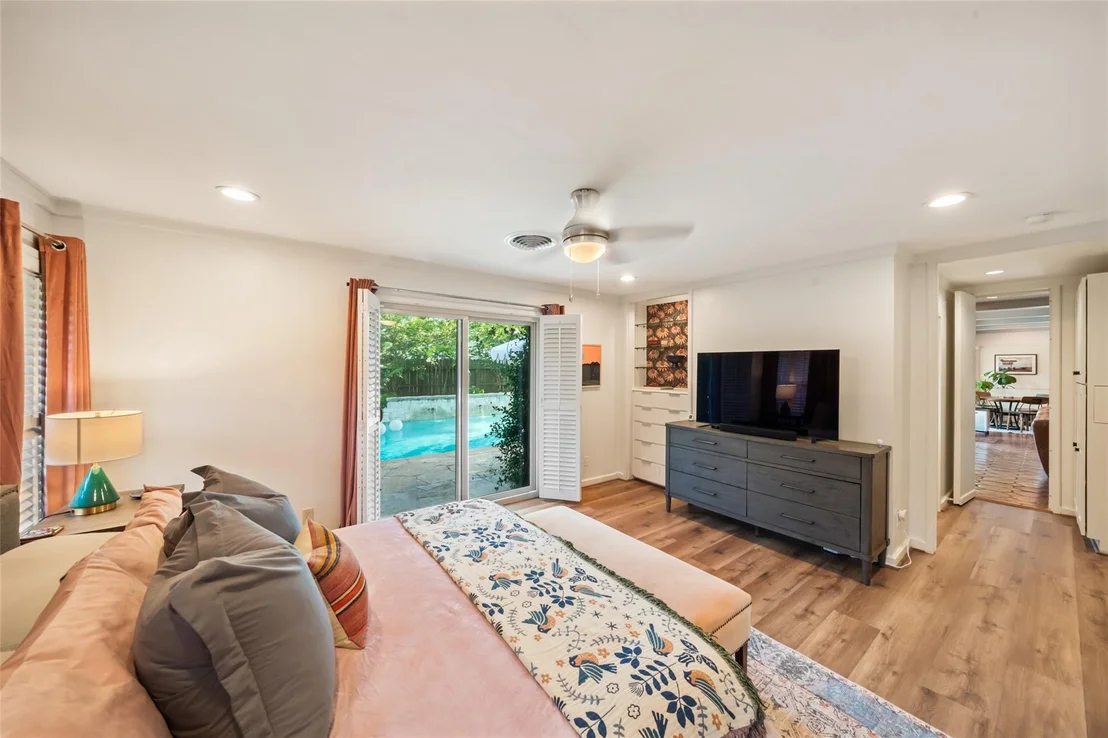 Photo of 10623 Olympia Drive