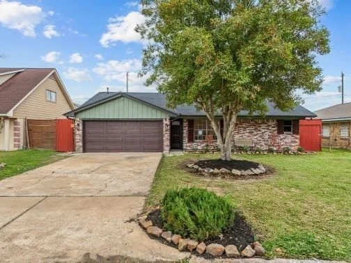 Photo of 11007 Green Arbor Drive