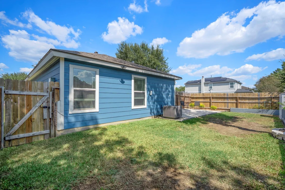 Photo of 6607 Bluestone Springs Lane