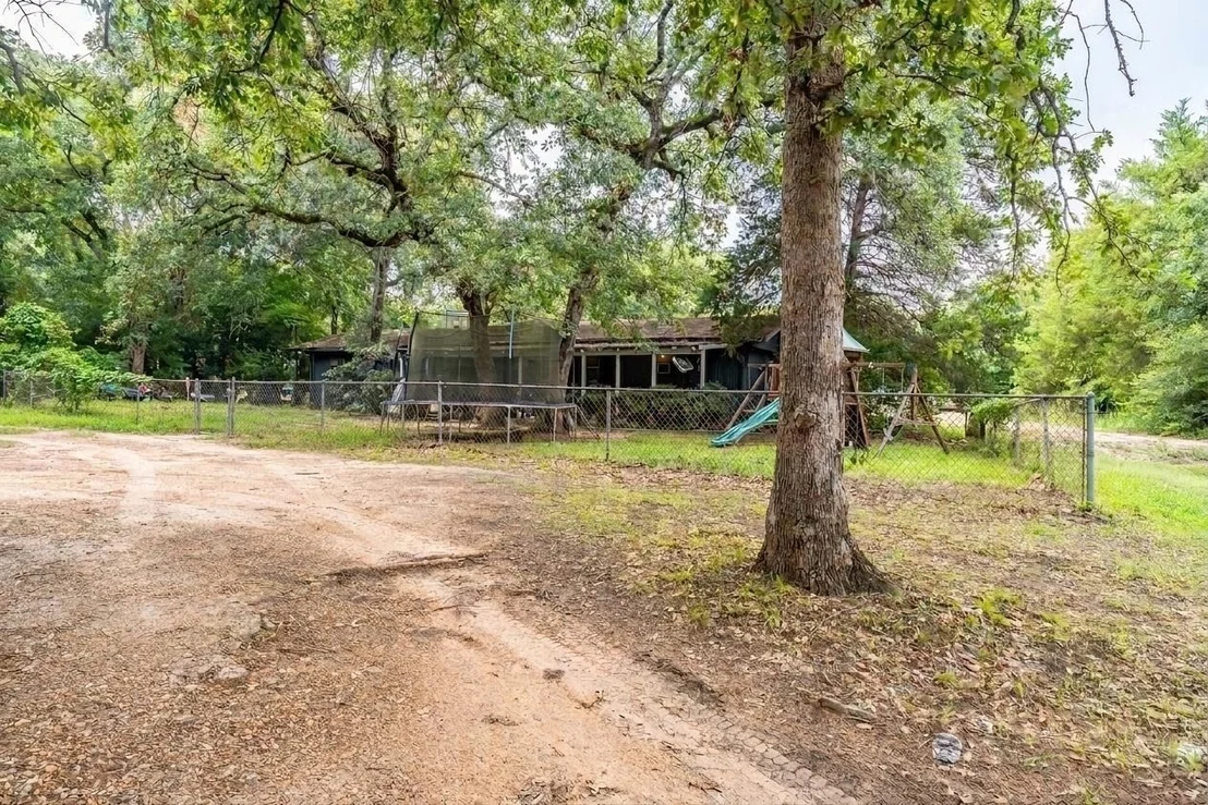 Photo of 6502 Wagontree Trail