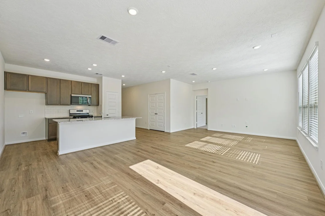 Photo of 4801 Seven Oaks Lane