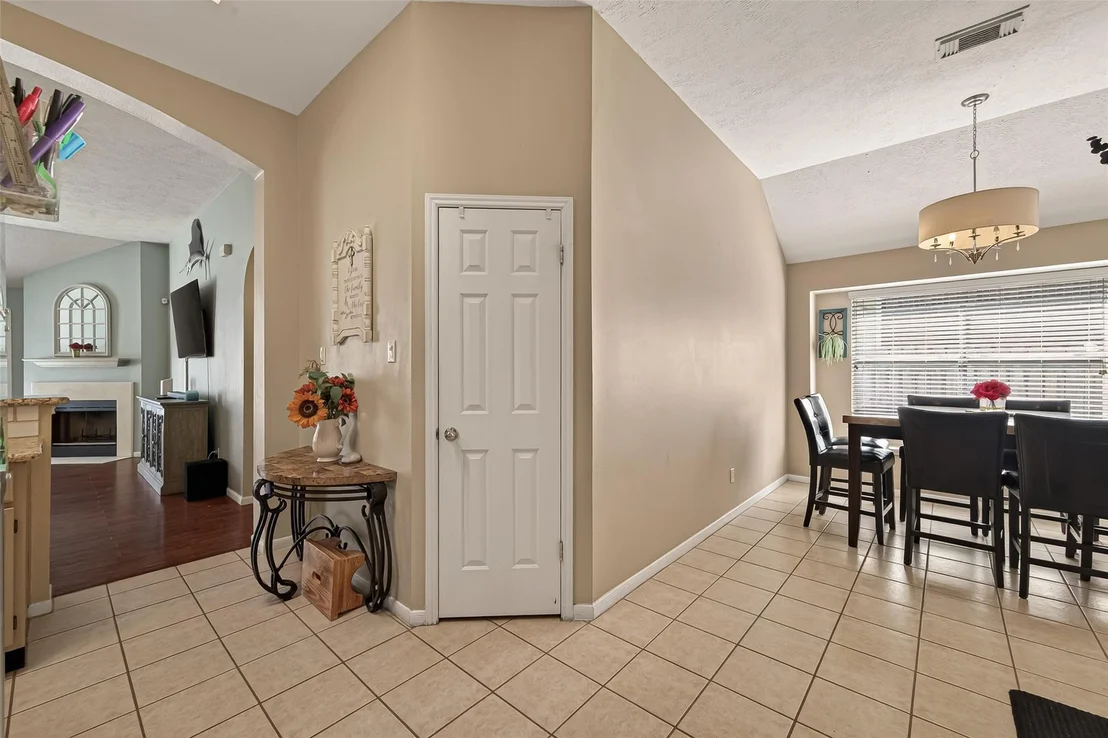 Photo of 12606 Millvan Drive