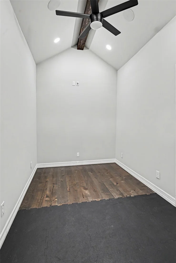 Photo of 1906 Gardenia Drive