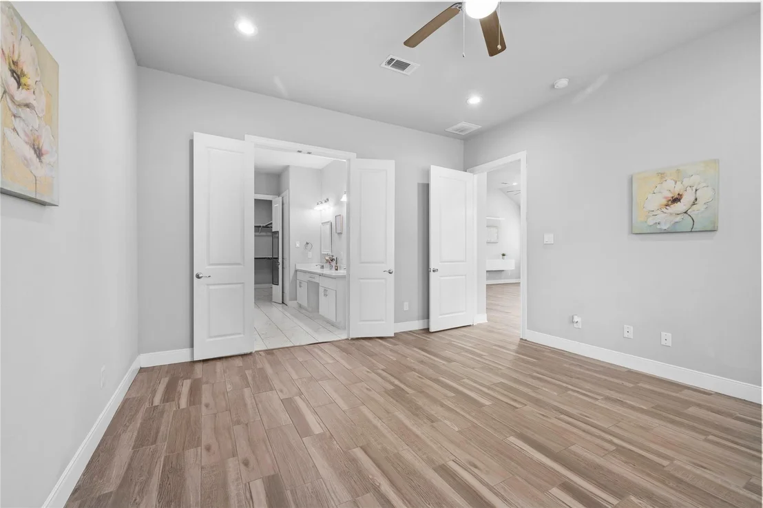 Photo of 8938 Intervale Street