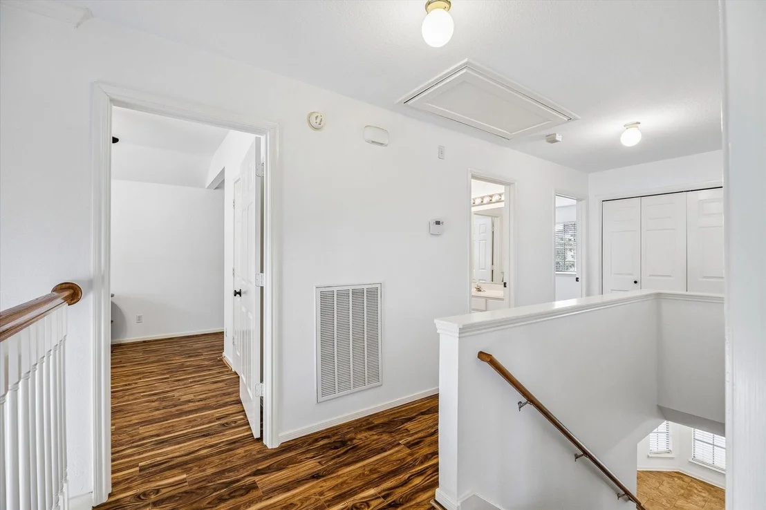 Photo of 734 W Clady Drive