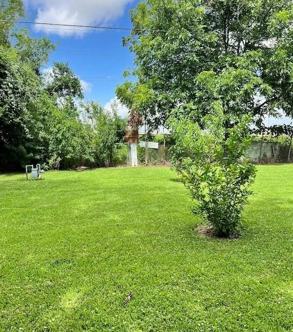 Photo of 121 Lee Drive