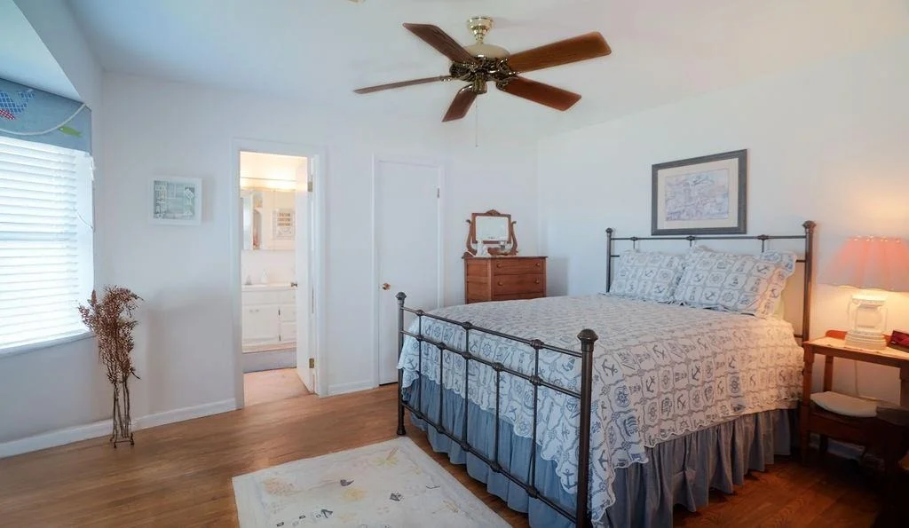 Photo of 3635 Bayshore Drive