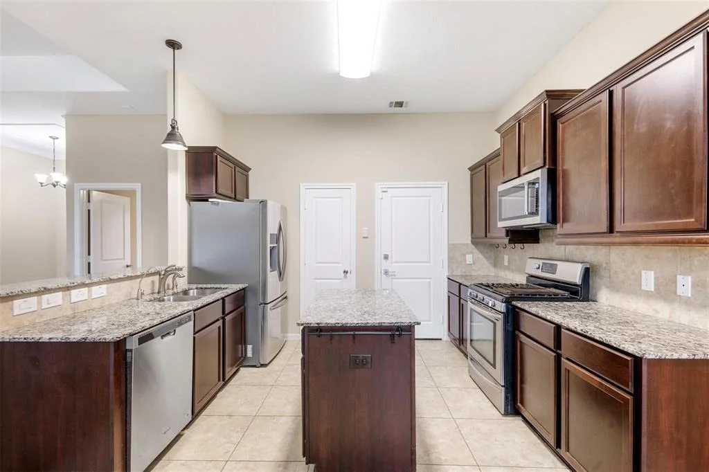 Photo of 98 Fordland Estate Drive