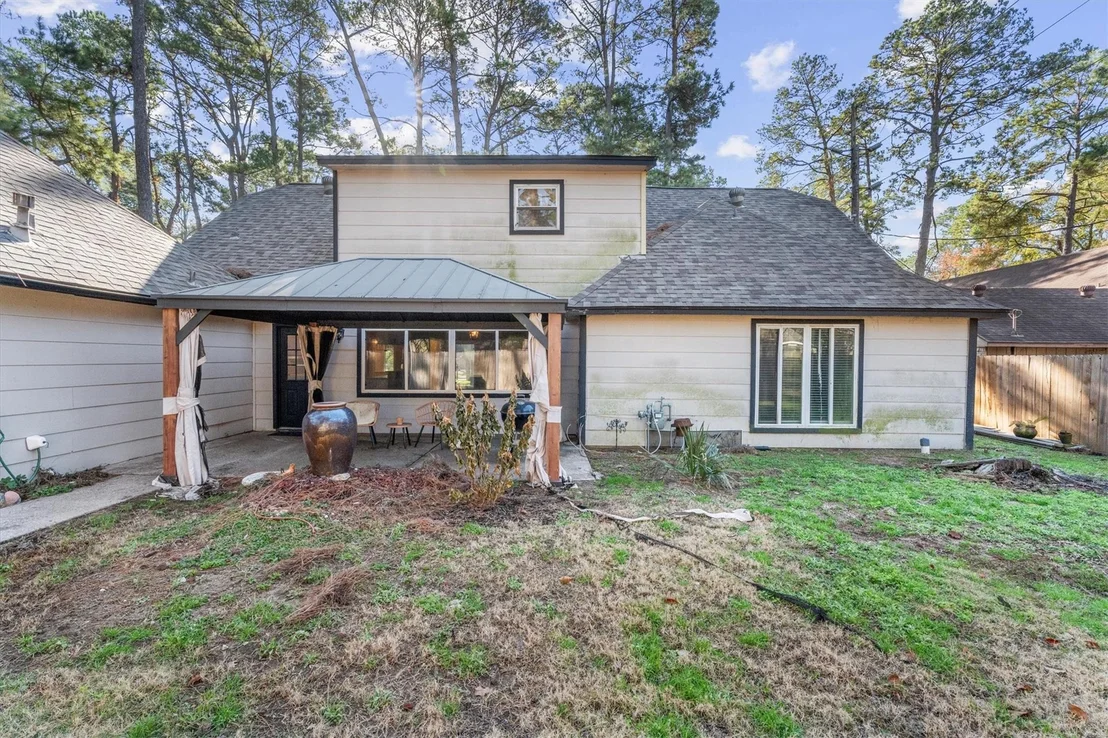Photo of 8118 Oak Moss Drive