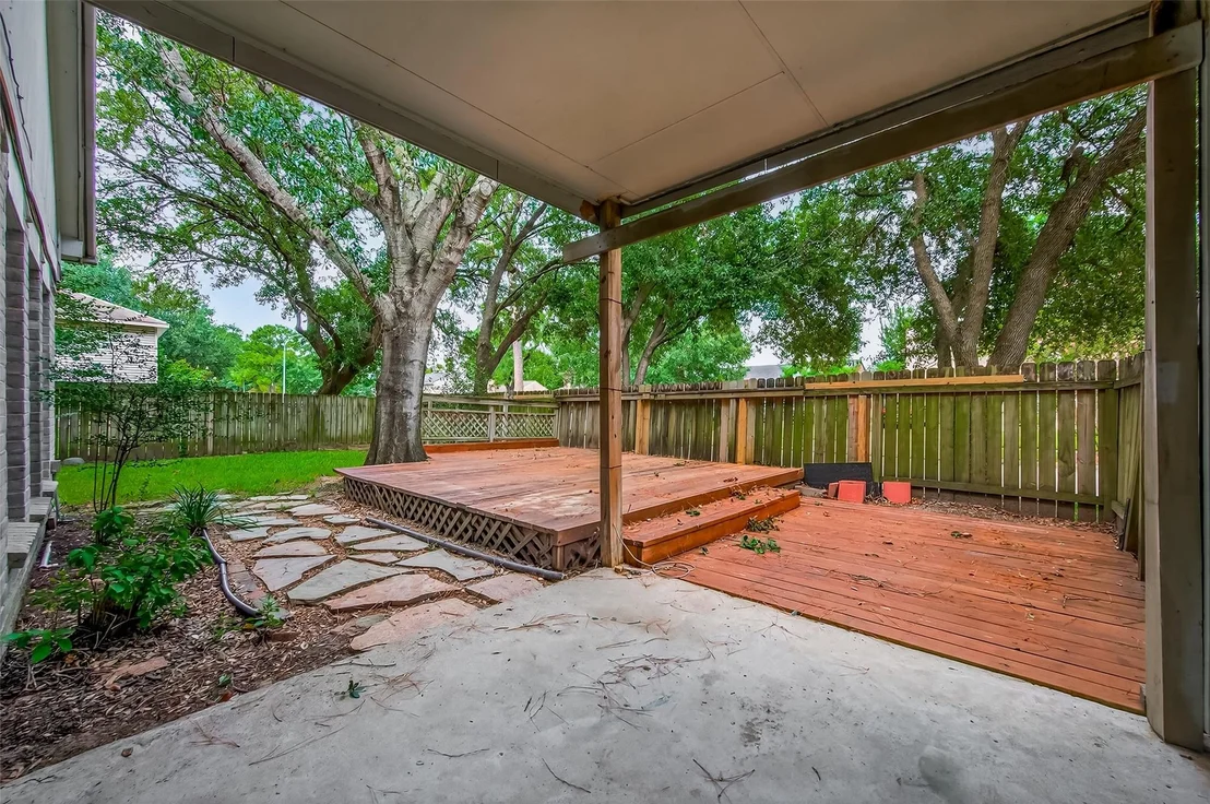 Photo of 11202 Crooked Pine Drive