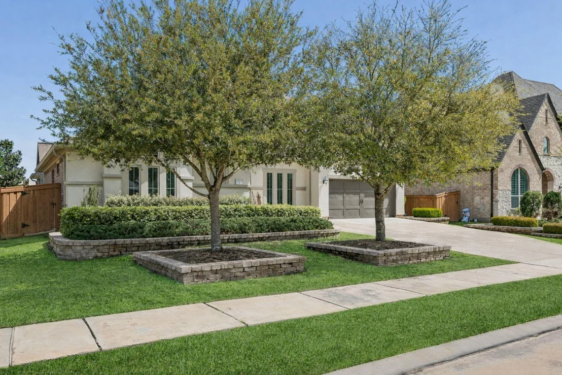 Photo of 18310 Handyside Drive