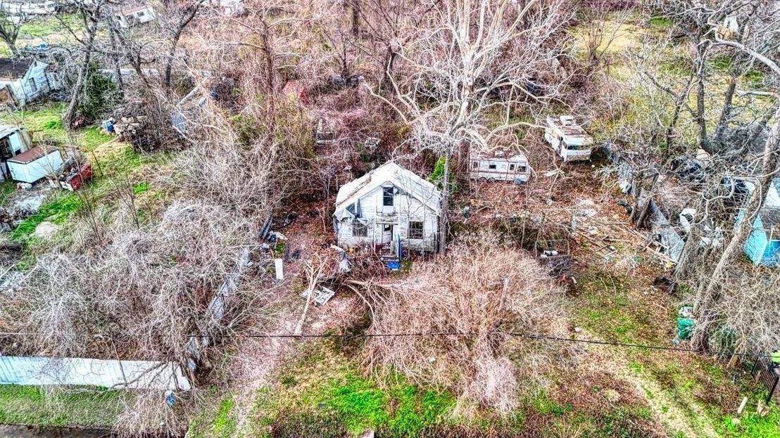 Photo of 8701 Harrell St