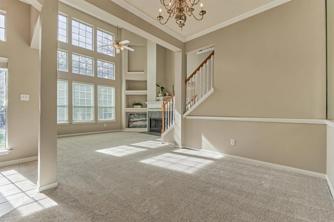 Photo of 31 Valley Oaks Circle