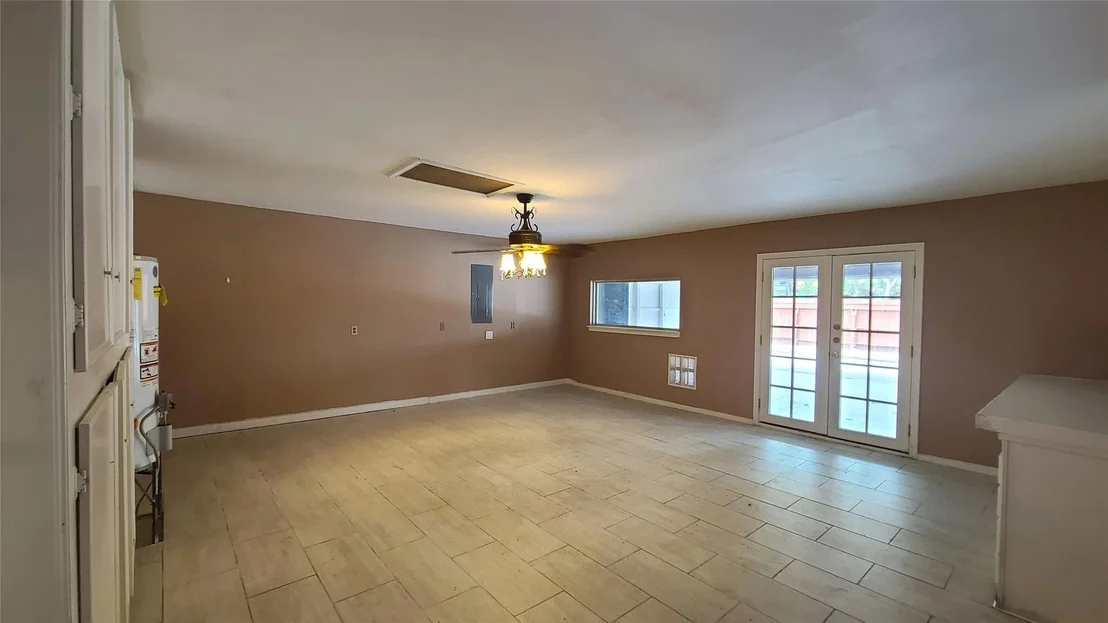 Photo of 902 Ashford Parkway