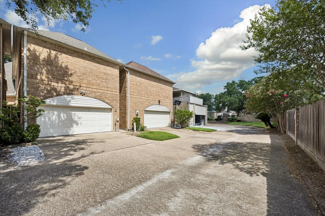 Photo of 56 Bayou Pointe Drive