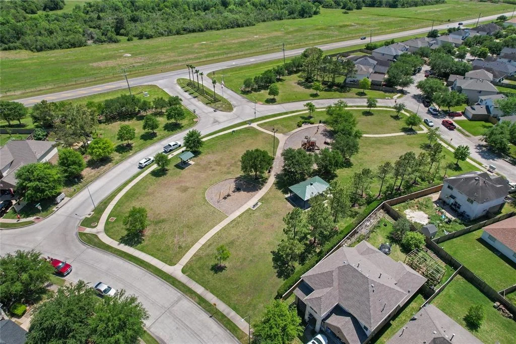 Photo of 10810 Brittan Leaf Lane