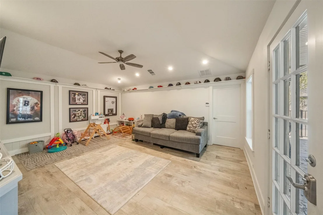 Photo of 8710 Burkhart Road