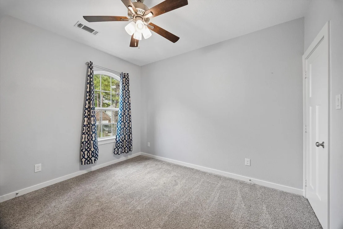 Photo of 13219 Salem Circle