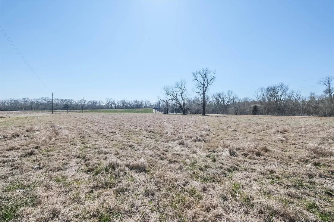 Photo of 38030 Boot Hill Road E