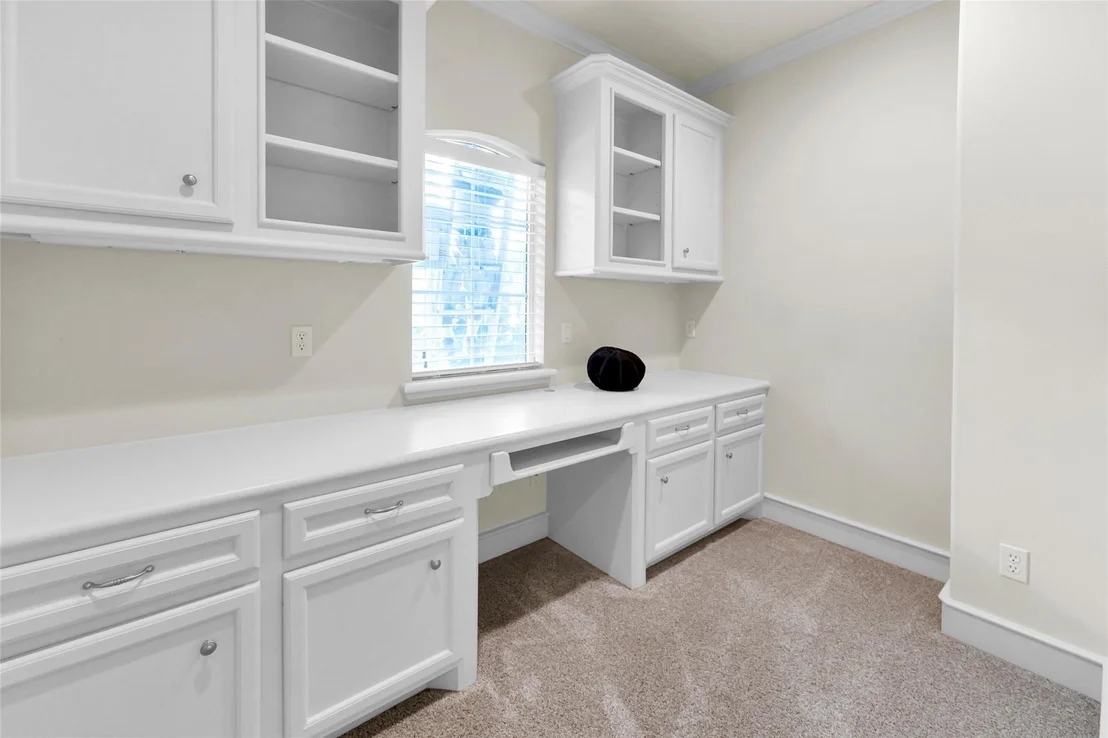 Photo of 17510 Hawkin Lane