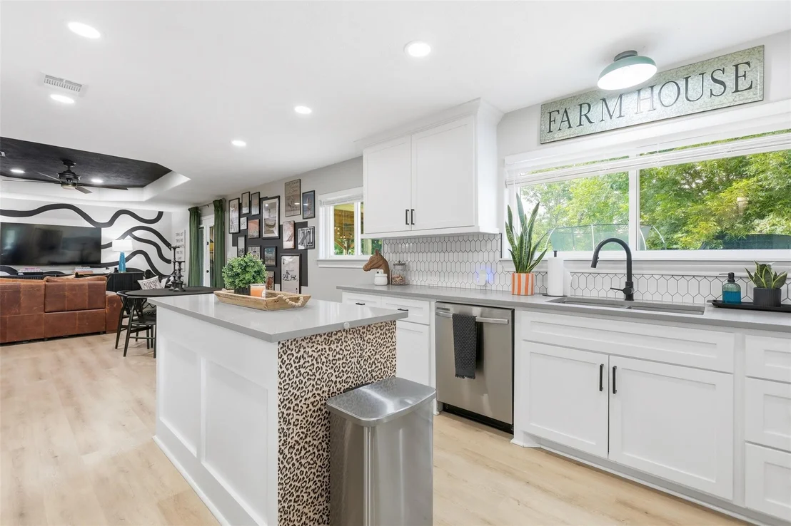 Photo of 508 Bobcat Lane Lane