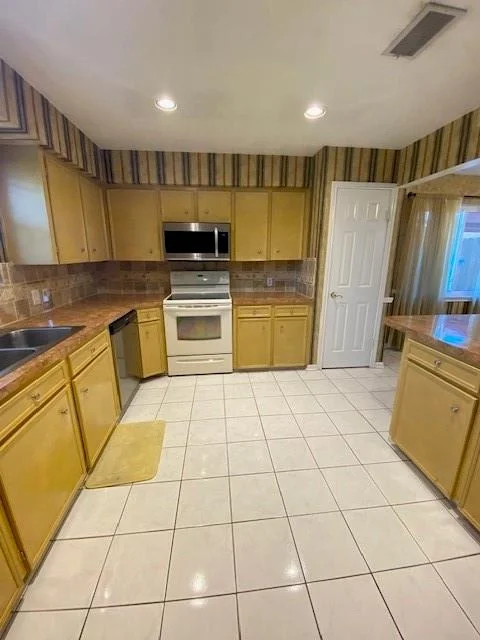 Photo of 22218 Russell Drive