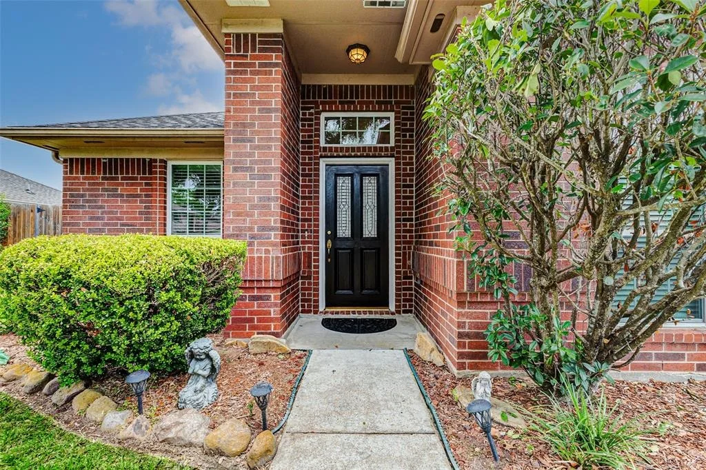 Photo of 23406 Stratsborough Drive