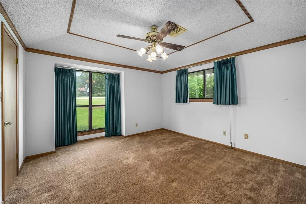 Photo of 207 Oak Hill Drive