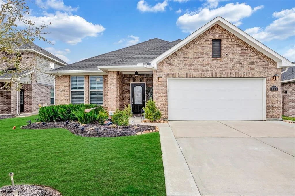 Photo of 31414 Conover Drive